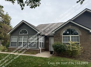 11020 Brookwood, Taylor, MI 48180