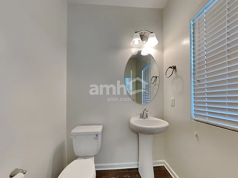 309 Dogwood Cir — Photo 8