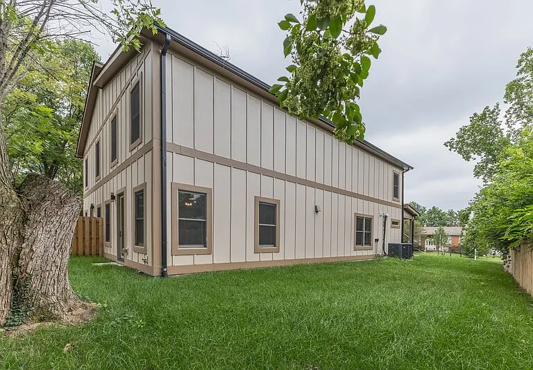 271 Garry Dr #A — Photo 35