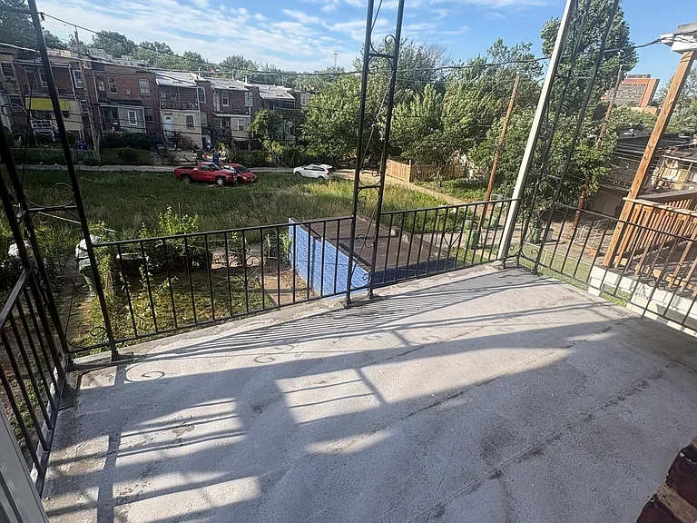 2906 Presbury St — Photo 14