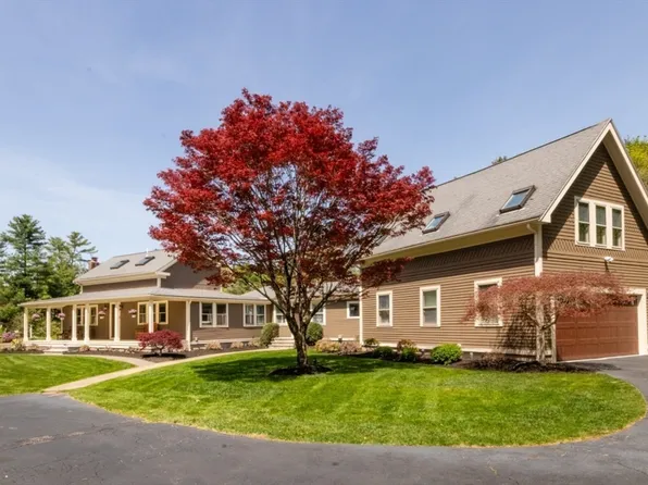 115 Lincoln Rd, Walpole, MA 02081