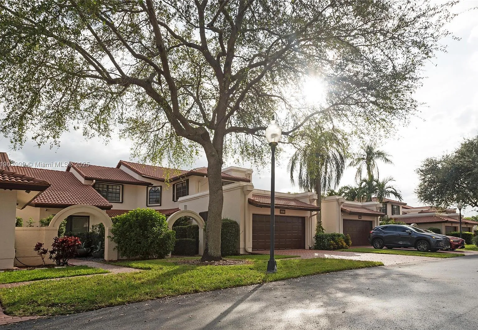 3 bed, 2.5 bath, 2037 sqft, $6,500 — Photo 1