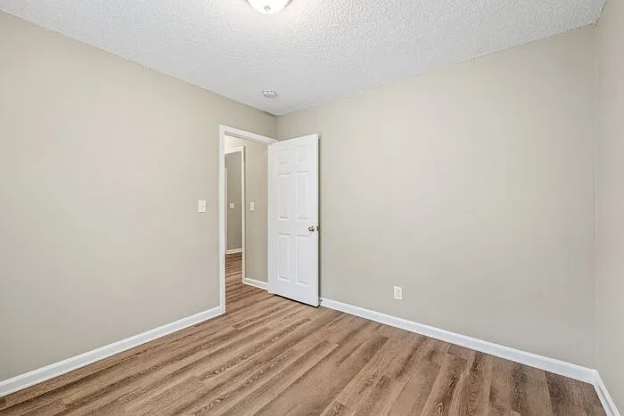 2015 Rath St — Photo 17