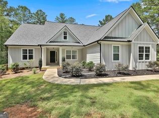 1015 Old Corinth Rd, Newnan, GA 30263