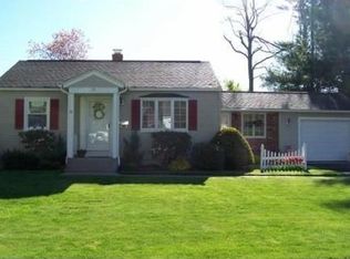 25 Anne St, East Longmeadow, MA 01028