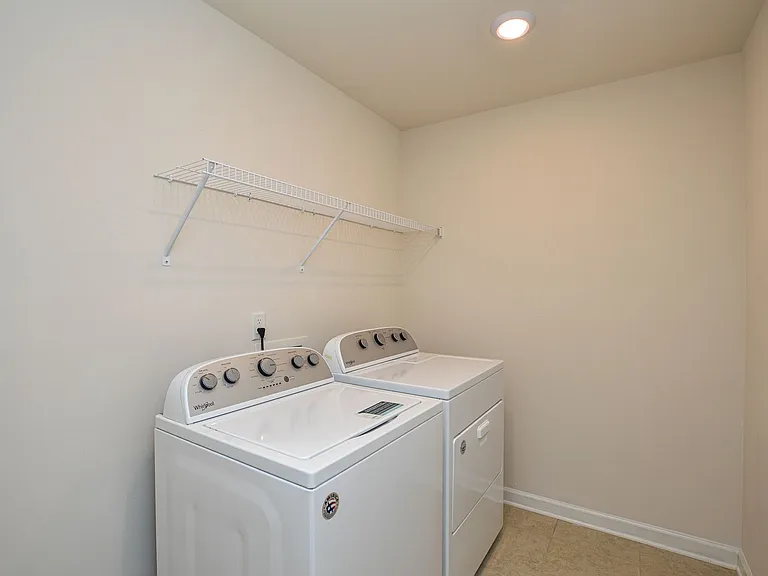3215 Lisburn St — Photo 27