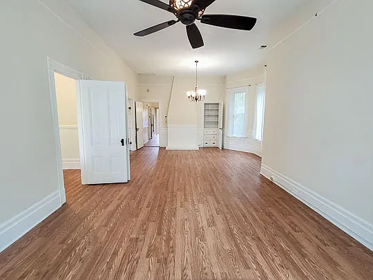 3 bed, $5,200 — Photo 3