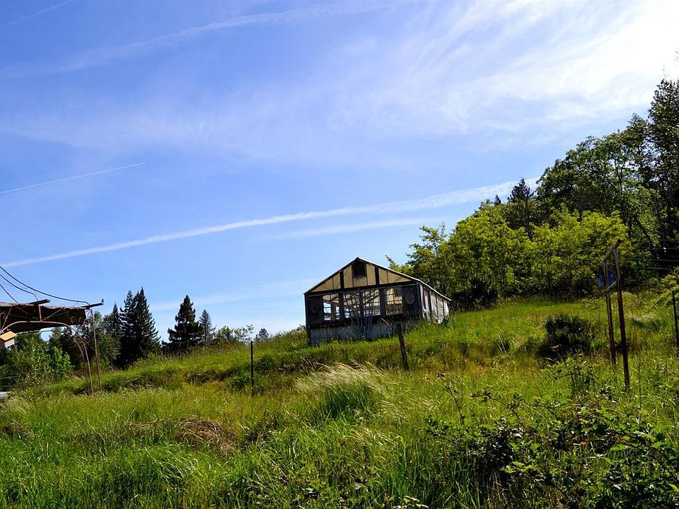 2nd image of 2161 Dowell Rd