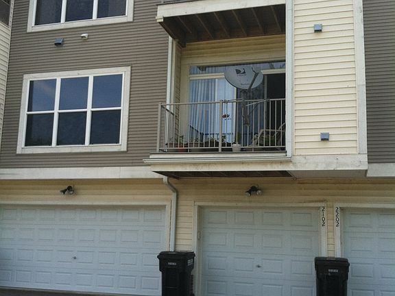 2nd image of 2102 Paradise Trl #29