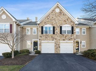 21 Dorchester Dr, Bernards Twp., NJ 07920