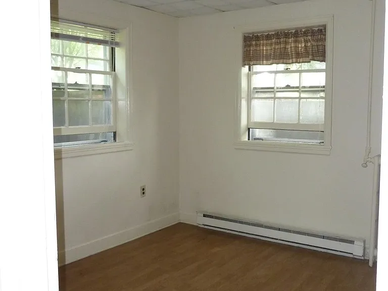 Bedroom from entry S&E Exposure