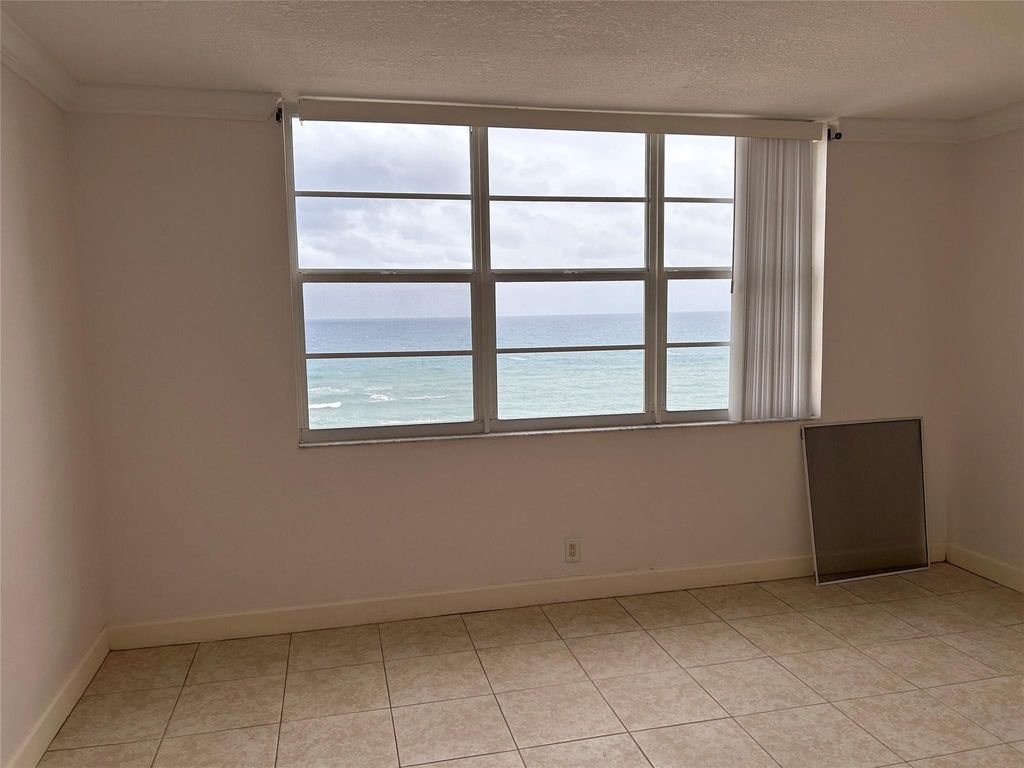 750 N Ocean Boulevard #1409, photo 8