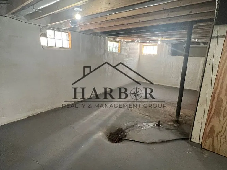 807 1st Dr NW #A — Photo 8