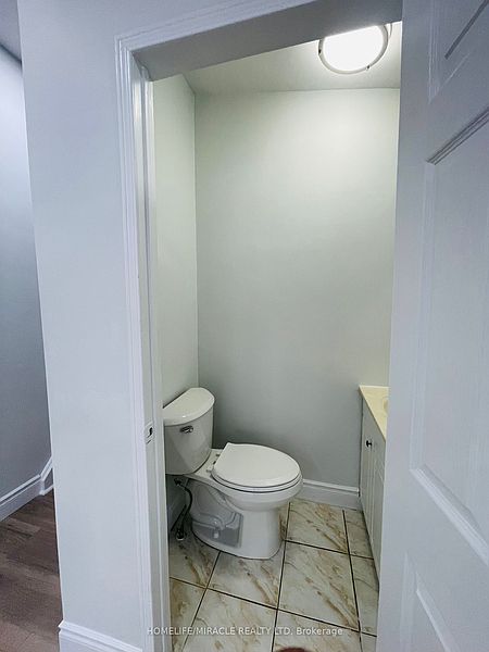 Toronto House for rent - 3 Bedrooms — photo 15