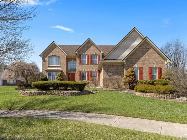 13120 Sawgrass Ct, Taylor, MI 48180