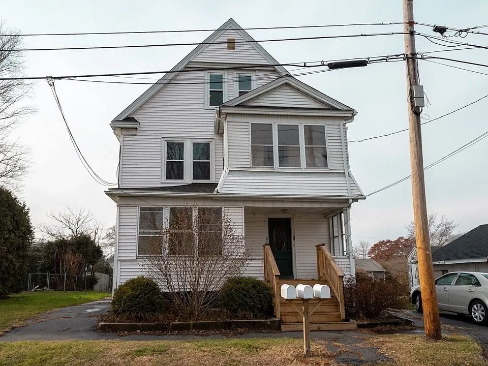 1st image of 20 Beckwith Ave #2