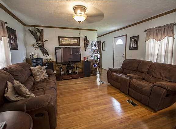 5th image of 205 Secretariat Ln