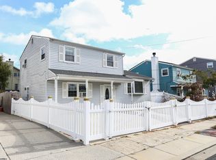 715 Sterling Pl, Brigantine, NJ 08203