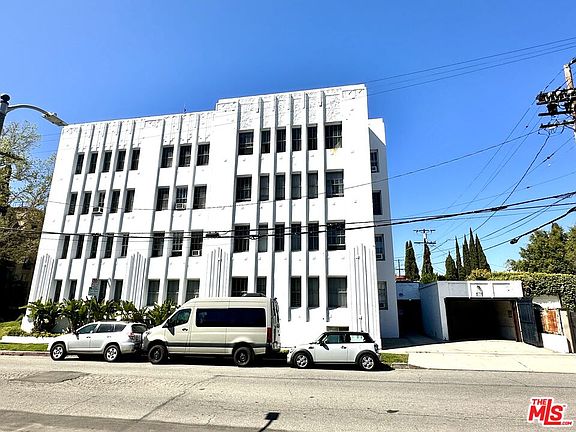 4th image of 100 N Sycamore Ave