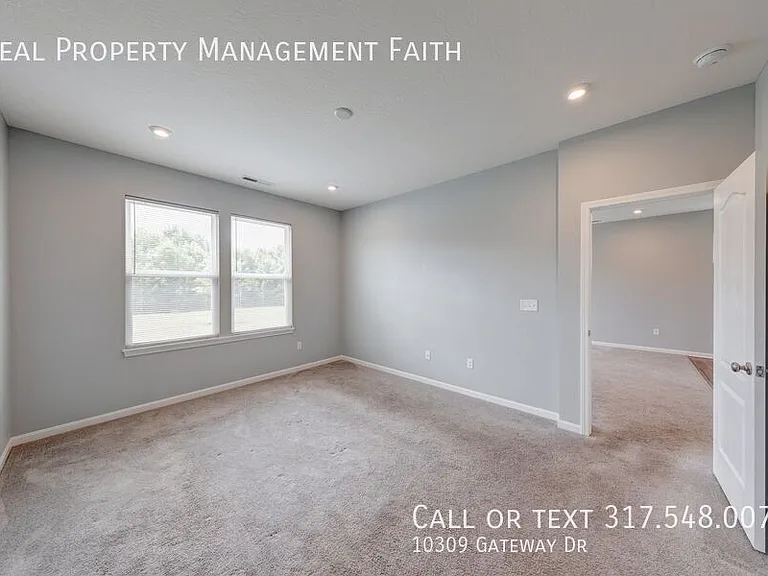 10309 Gateway Dr — Photo 18