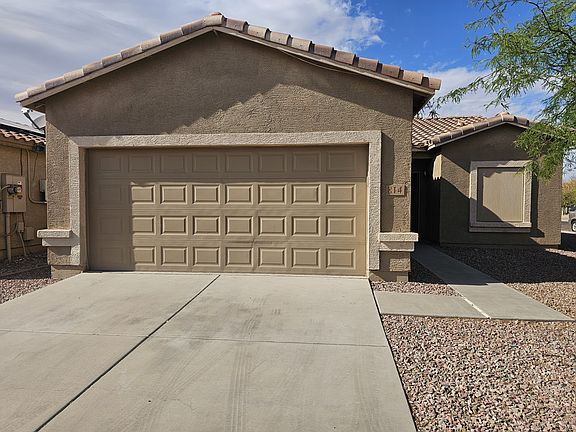 2 CAR Garage. Street View