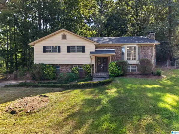 1317 Winola Ln, Birmingham, AL 35235