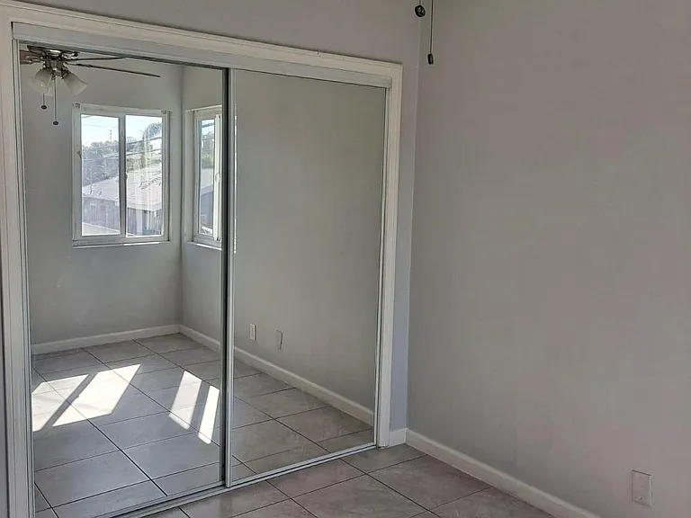 1765 Cedar Ave #10-B — Photo 16