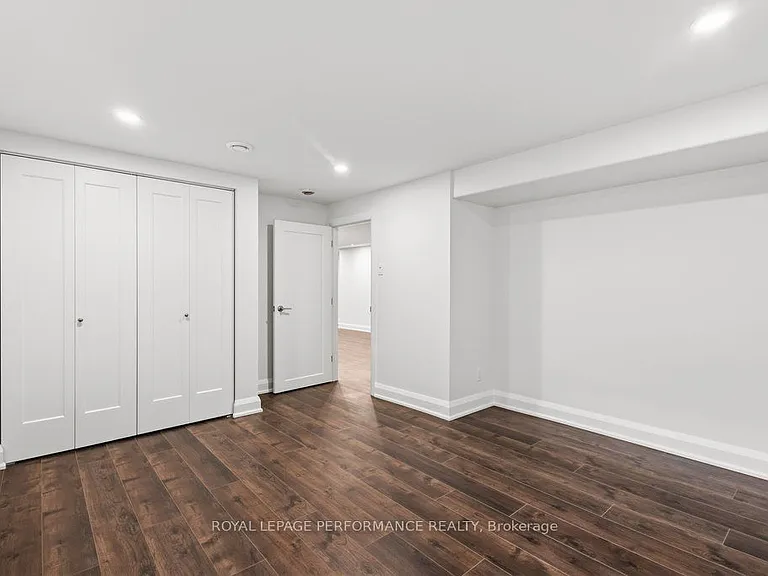 180 Roger Rd — Photo 46