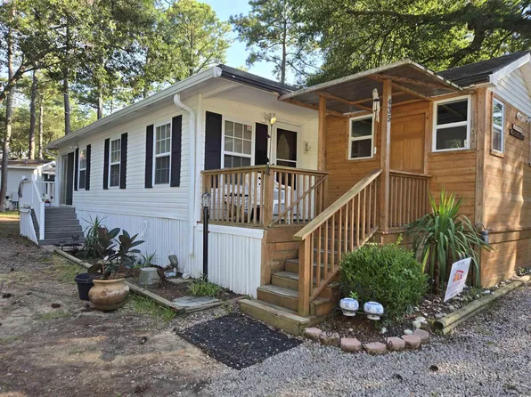 435 East Bank Dr., Garden City Beach, SC 29576