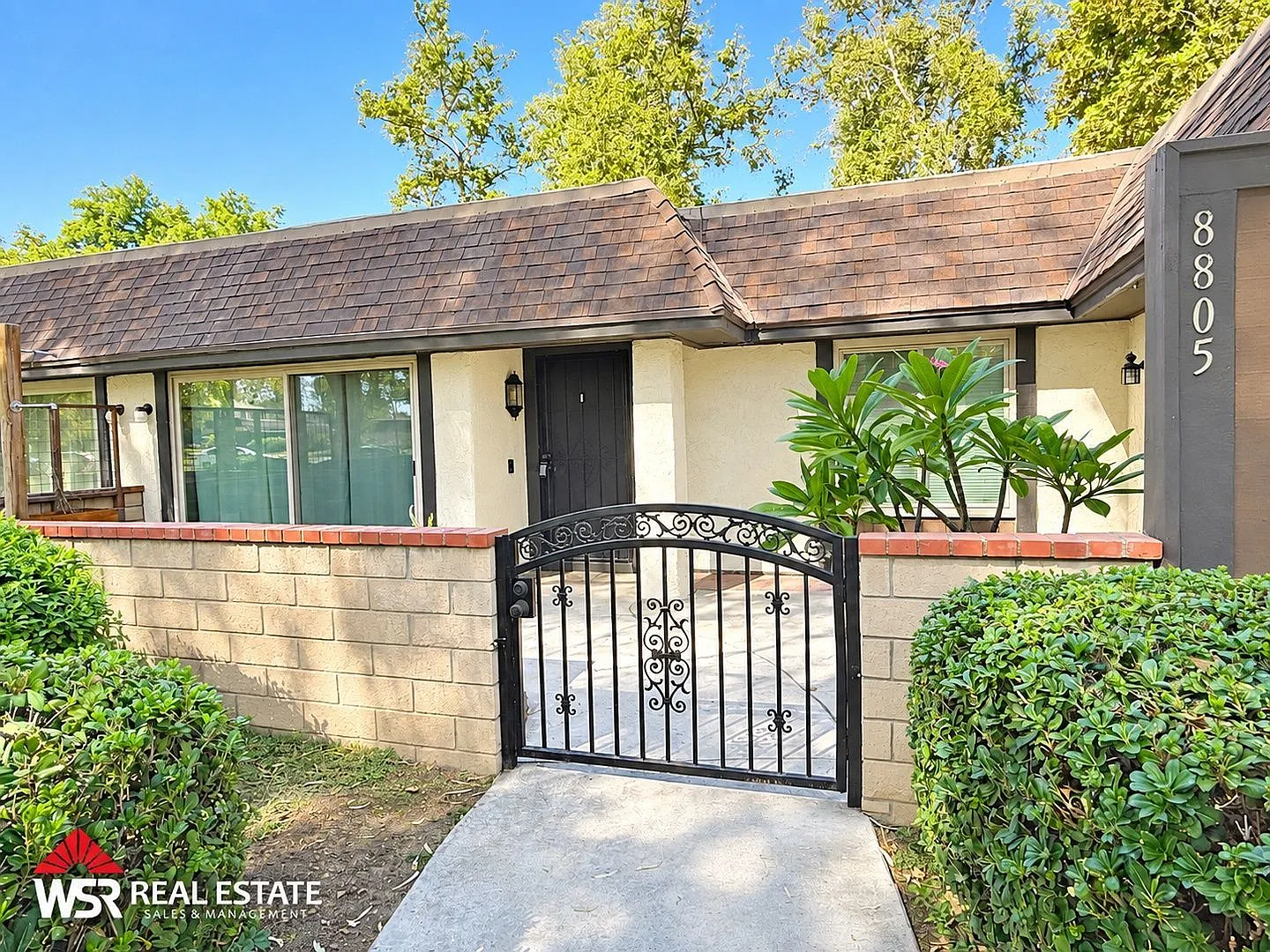 4 bed, 2.0 bath, 1466 sqft, $3,000 — Photo 2