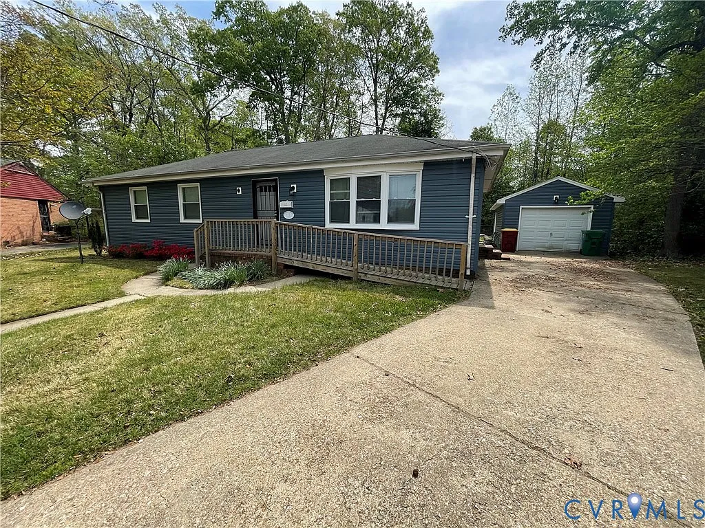 2123 Anderson St photo 1