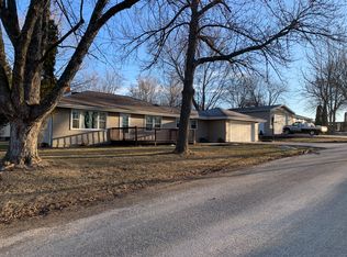 102 Grant Ave, Lisbon, IA
