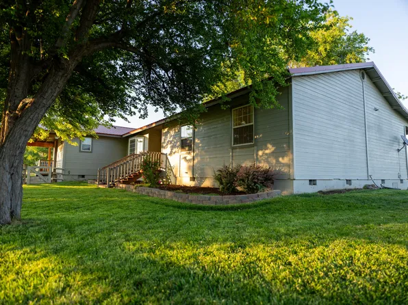 27557 Roper Rd, Mount Vernon, OR 97865