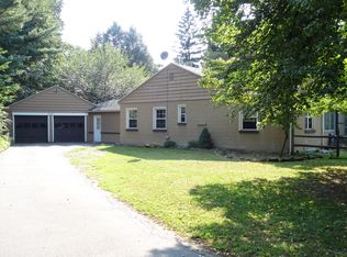 225 Dickinson Rd, Webster, NY 14580