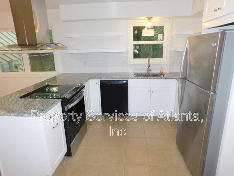 1710 Pine Rd — Photo 13