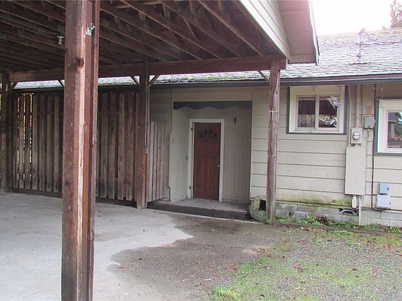 3rd image of 10917 25th Ave E