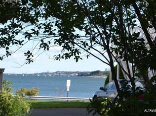 10 Victoria St APT 3, Portland, ME 04103