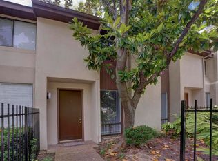 2409 Bering Dr APT 5, Houston, TX 77057