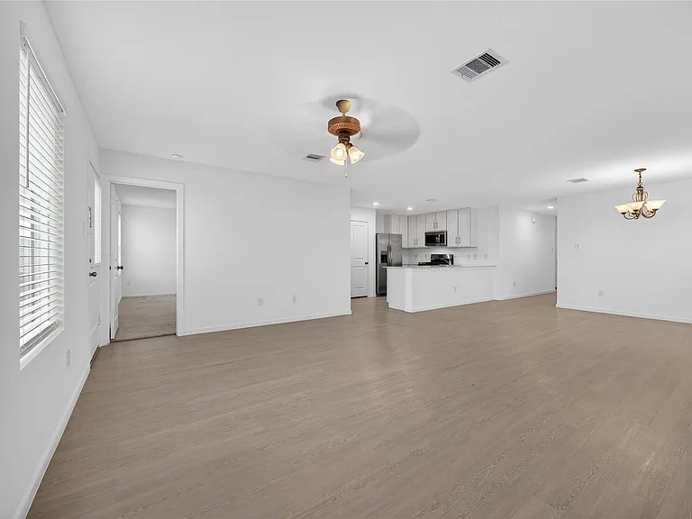 6523 Water Oak Green Ln — Photo 6