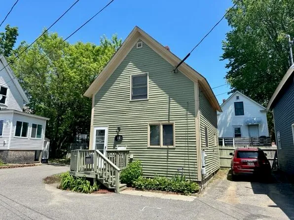 11 Spruce Court, Sanford, ME 04073