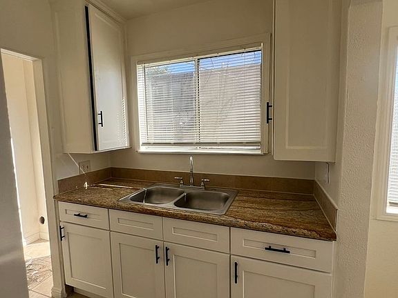 4th image of 1223 4th St #1223