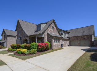 4490 Tuckahoe Ln, Birmingham, AL 35226