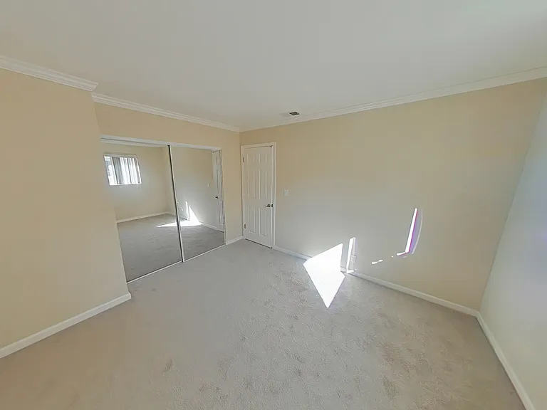 1220 Mills St #5M — Photo 7