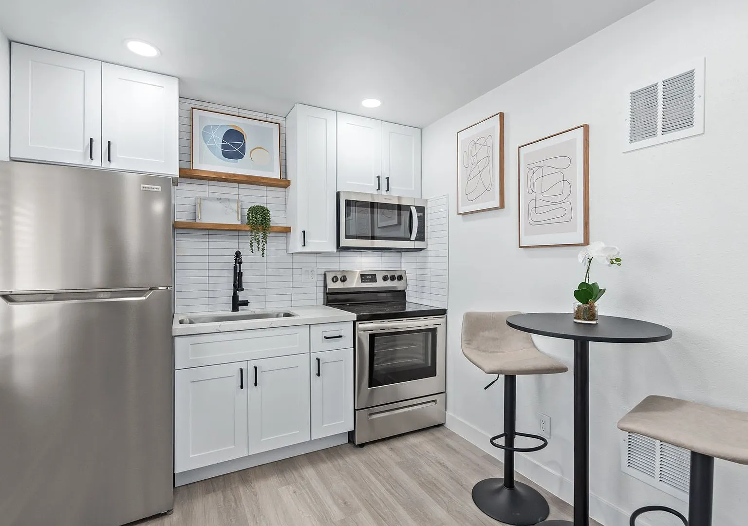 1 Bed | 1 Bath - Cozy Unit near ASU! — Photo 1