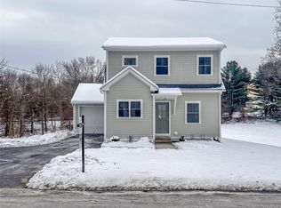 106 Wigsten Rd, Pleasant Valley, NY 12569