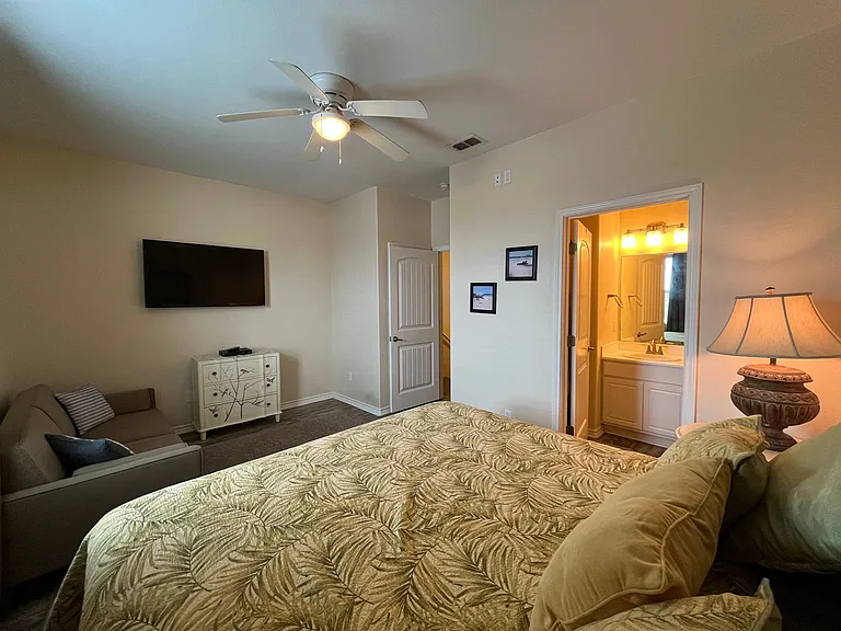 15128 Dory Dr — Photo 11