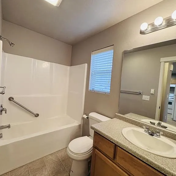 255 Northgate Loop — Photo 9