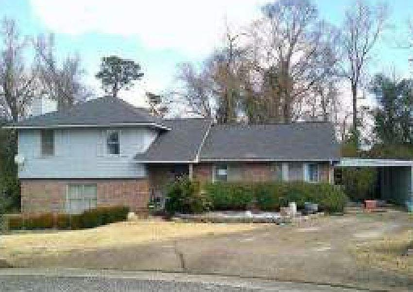 1st image of 35 Middleton Pl
