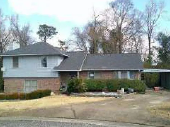35 Middleton Pl, Columbus, GA 31907