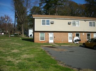 2667 Dr Carver Rd APT 1, Charlotte, NC 28208